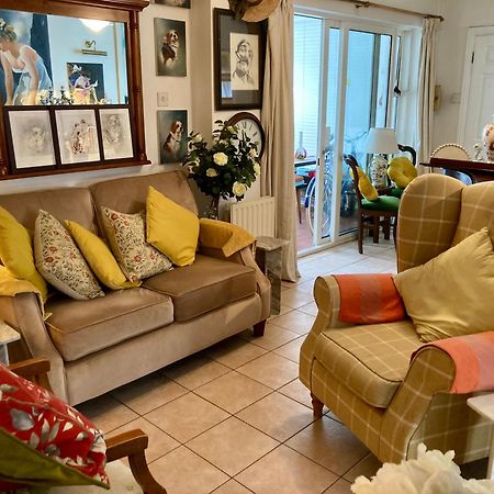 The Gallery B&B, The Glen, Kinsale ,County Cork ภายนอก รูปภาพ