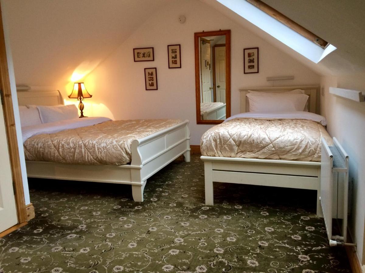 The Gallery B&B, The Glen, Kinsale ,County Cork ภายนอก รูปภาพ