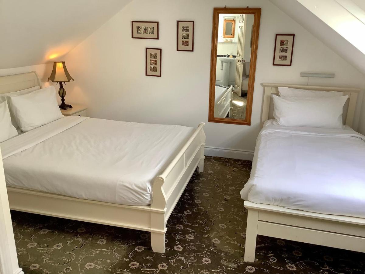 The Gallery B&B, The Glen, Kinsale ,County Cork ภายนอก รูปภาพ