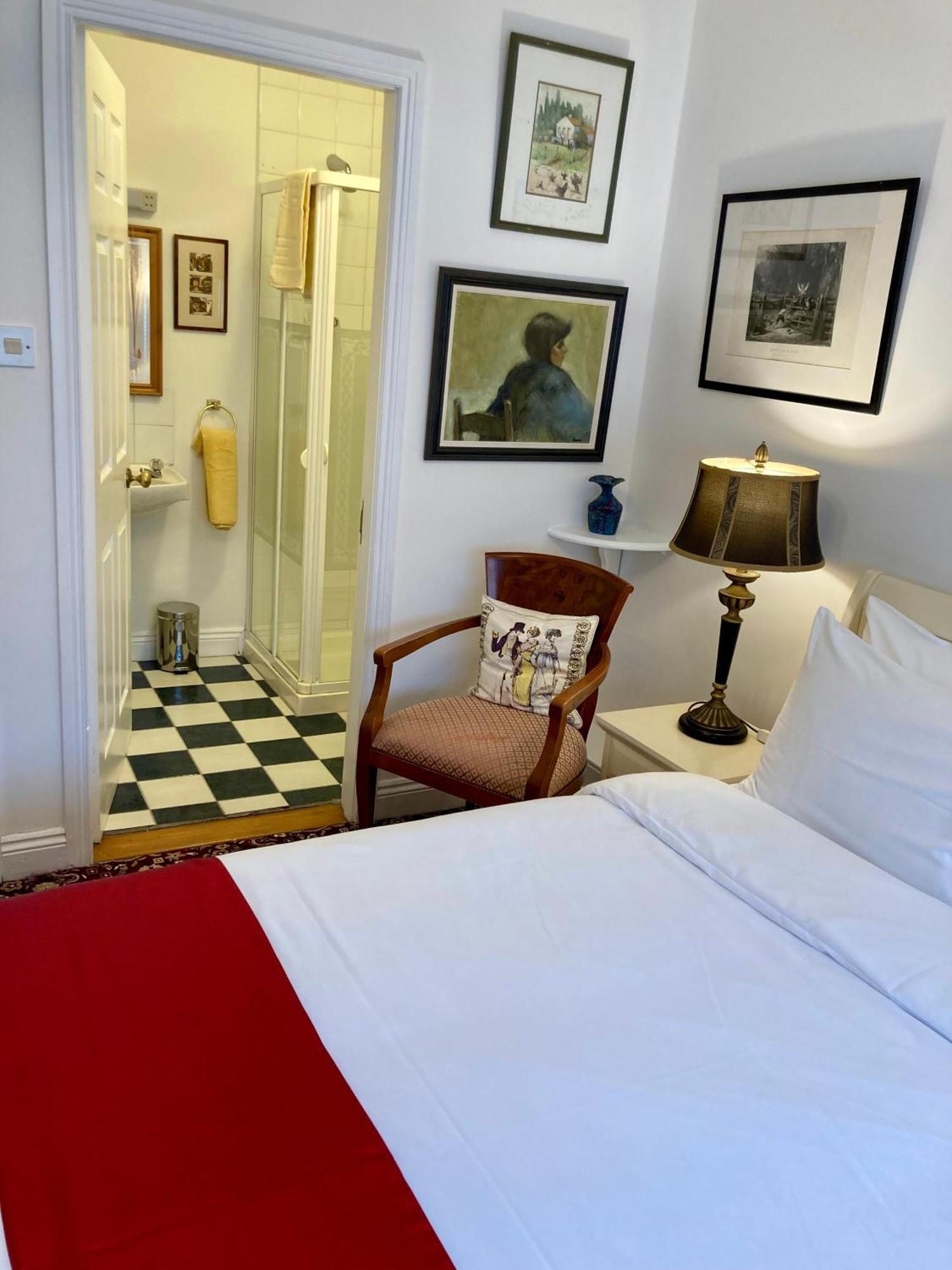 The Gallery B&B, The Glen, Kinsale ,County Cork ภายนอก รูปภาพ