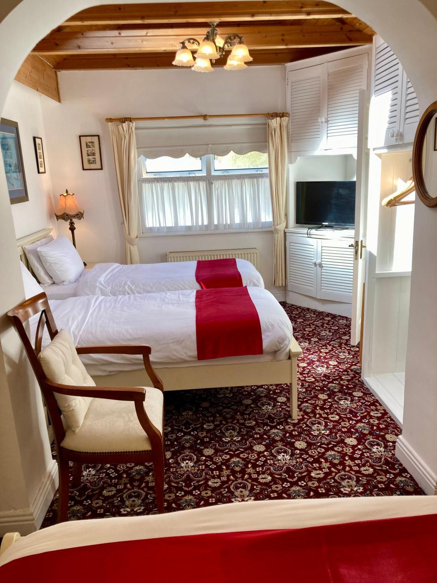 The Gallery B&B, The Glen, Kinsale ,County Cork ภายนอก รูปภาพ