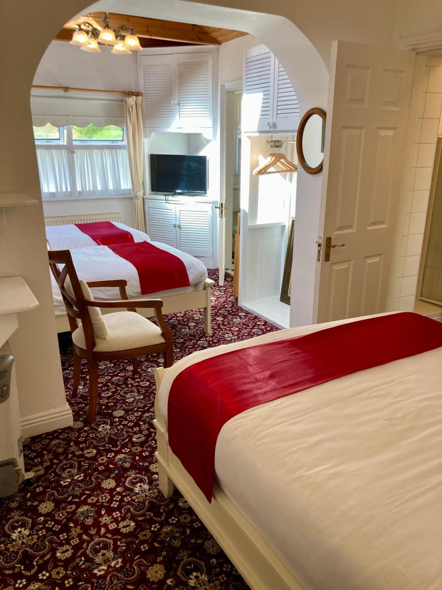 The Gallery B&B, The Glen, Kinsale ,County Cork ภายนอก รูปภาพ