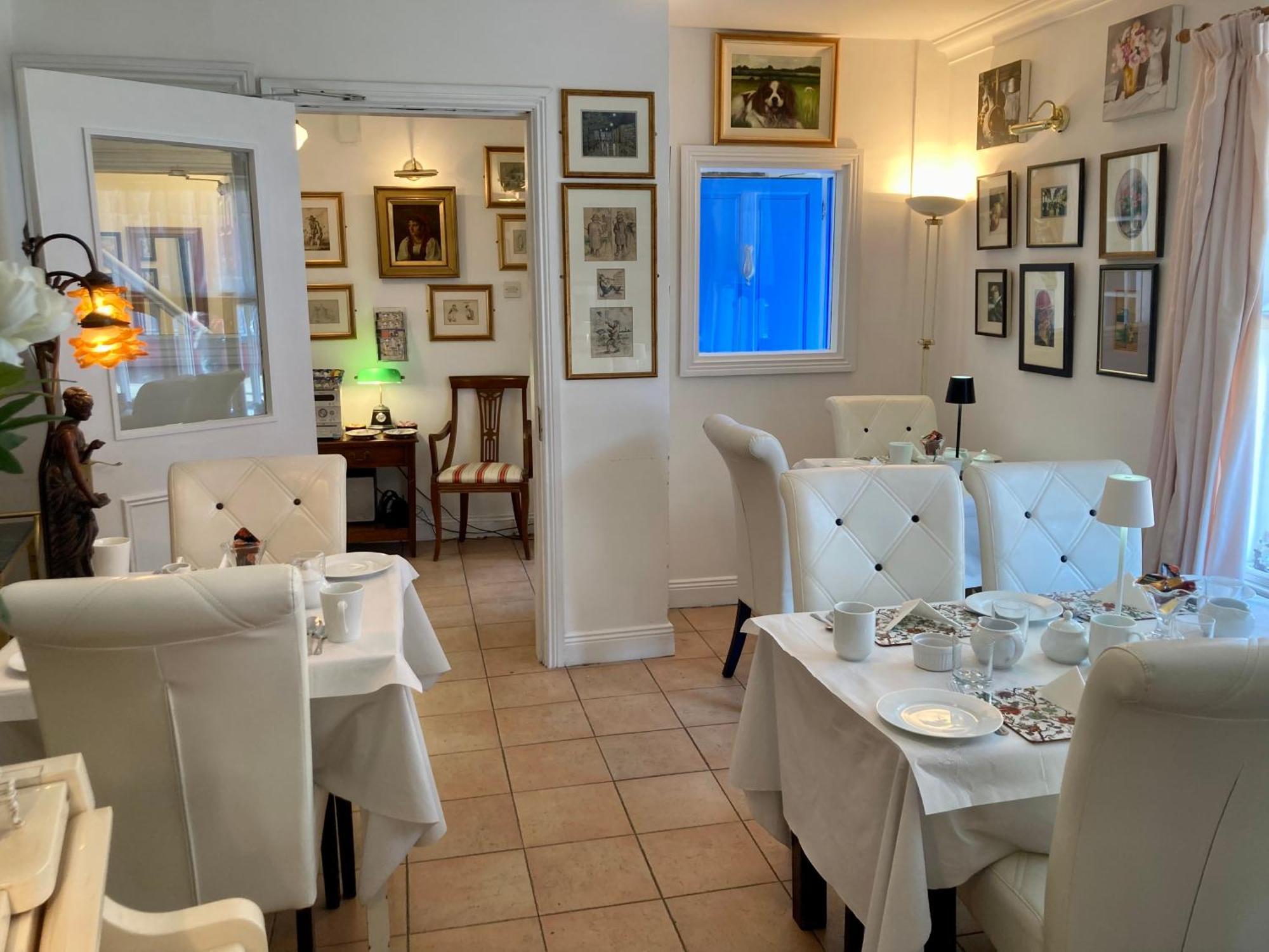 The Gallery B&B, The Glen, Kinsale ,County Cork ภายนอก รูปภาพ
